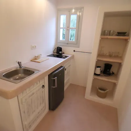 Flisvos Apartment Naxos City